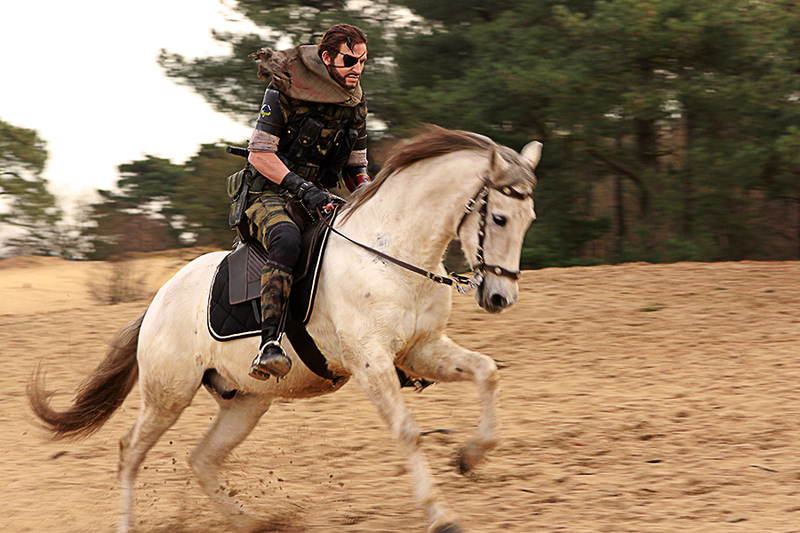 Illustration for article titled The King Of Metal Gear Cosplay Returns